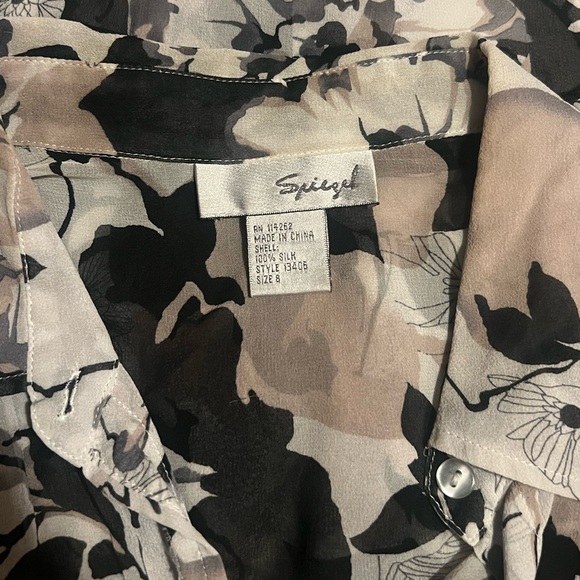 Vintage Silk Floral Blouse - Picture 4 of 4